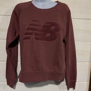 New Balance Women’s Crewneck Sweatshirt Medium Rose Mauve NB Logo Pullover